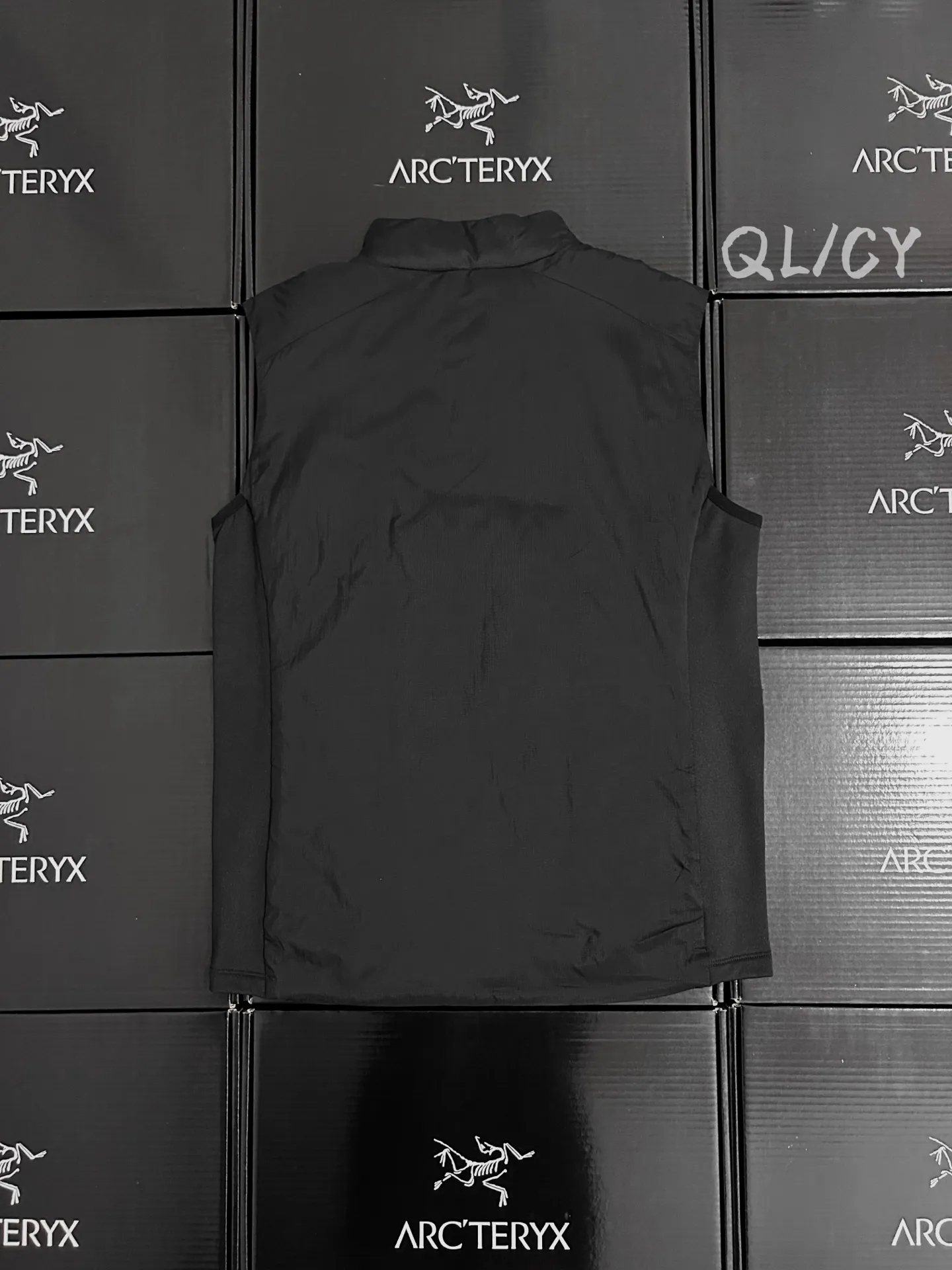 B 16 𝐀𝐑𝐂'𝐓𝐄𝐑𝐘𝐗 ｜ ATOM Vest Men's Logo ！ Quality ta！！ or 🪶 ！ 💤 ～ ： Black Navy Blue Size：S-2XL